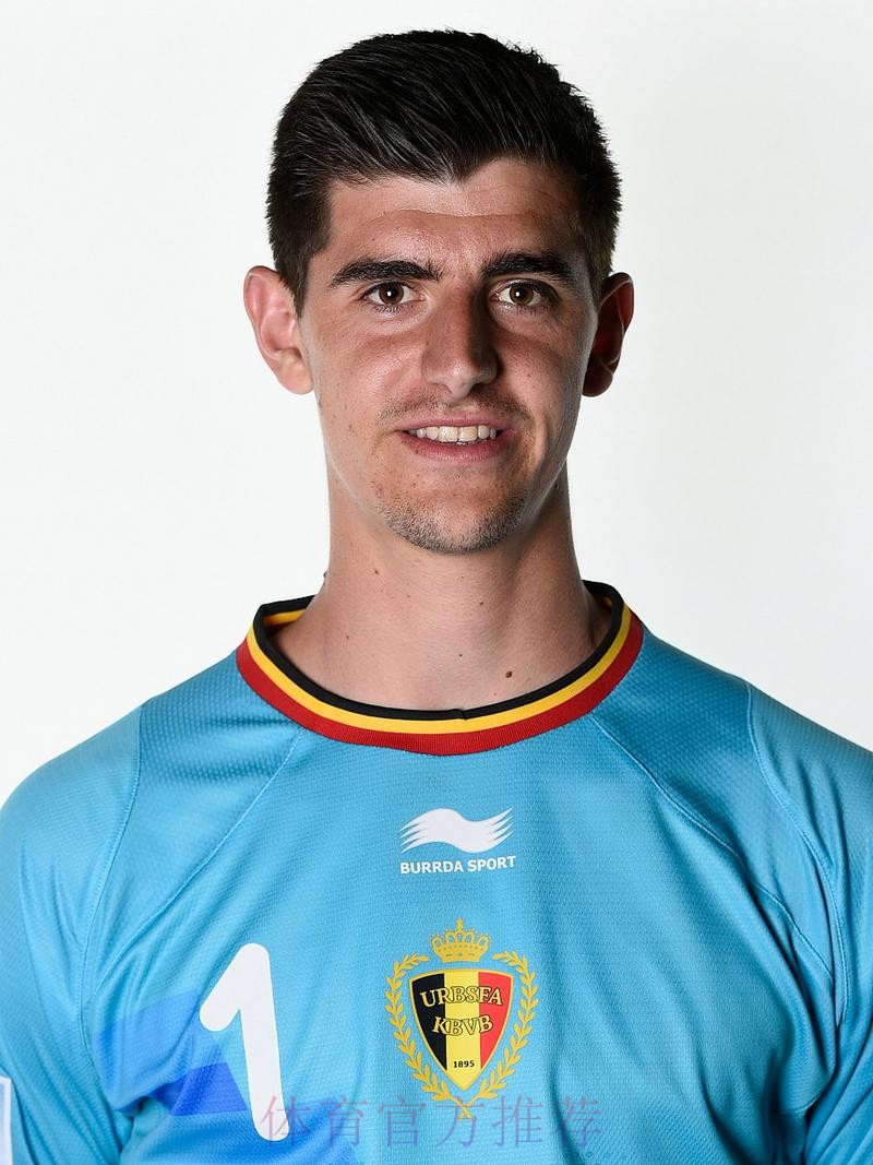 西媒:皇马租借凯帕达协议 库尔图瓦预计赛季报销 西媒:皇马租借凯帕达协议 库尔图瓦预计赛季报销